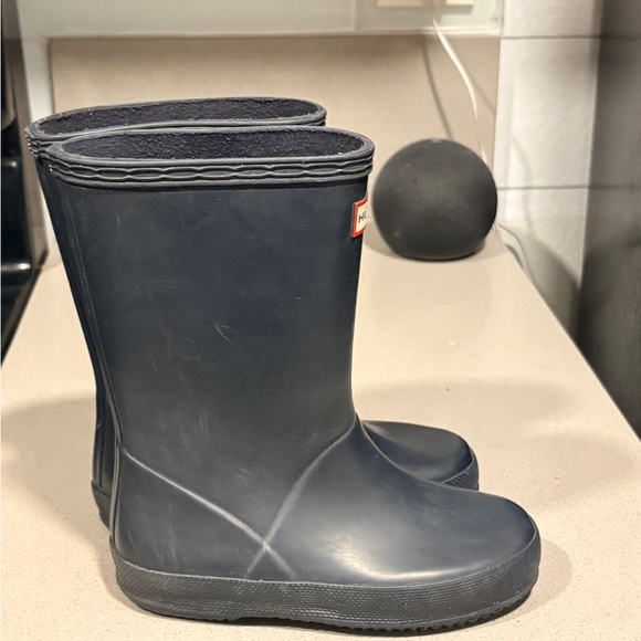 Hunter Kids Navy Rain Boots Toddler Youth 10/11 - Picture 9 of 10